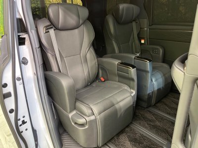 TOYOTA ALPHARD - 9