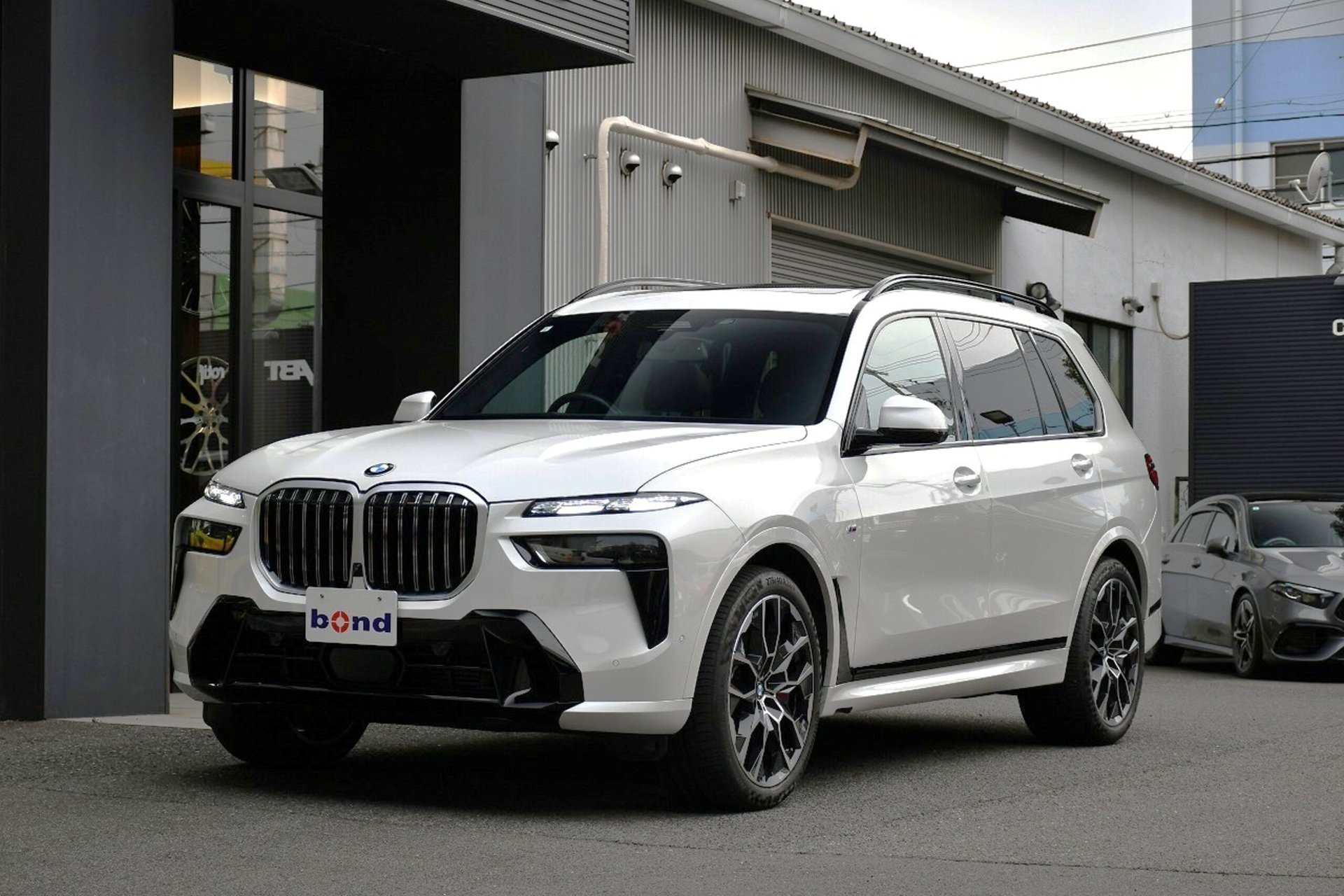 BMW X7 - View 1