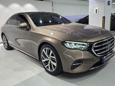 MERCEDES-BENZ E-CLASS - 5