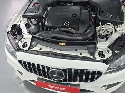 MERCEDES-BENZ E-CLASS - 7