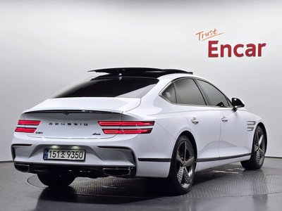 GENESIS G80 (RG3) - 2