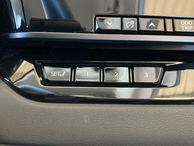 2024 Lexus RX — миниатюра 40