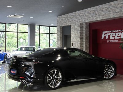صورة مصغرة 34 لـ 2021 Lexus LC