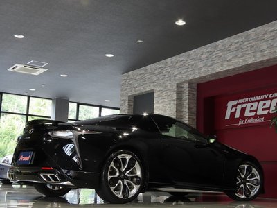صورة مصغرة 35 لـ 2021 Lexus LC