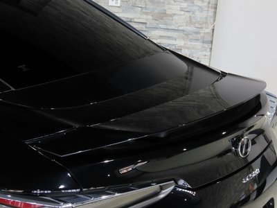 صورة مصغرة 11 لـ 2021 Lexus LC