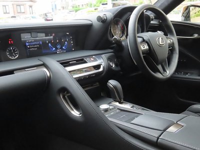 صورة مصغرة 58 لـ 2021 Lexus LC