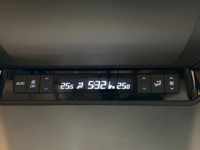 صورة مصغرة 69 لـ 2024 Toyota VELLFIRE