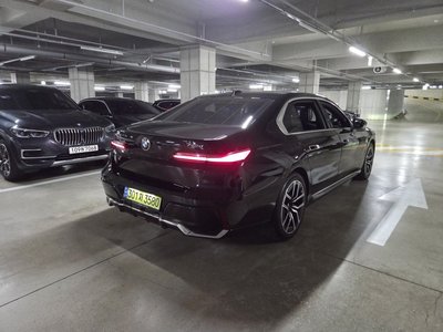 صورة 5 لـ 2024 BMW 7 SERIES