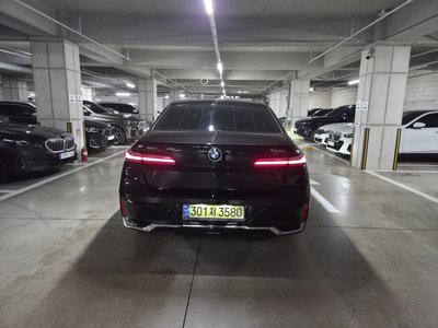 صورة 3 لـ 2024 BMW 7 SERIES