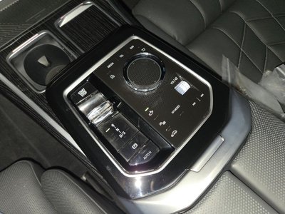 صورة 9 لـ 2024 BMW 7 SERIES