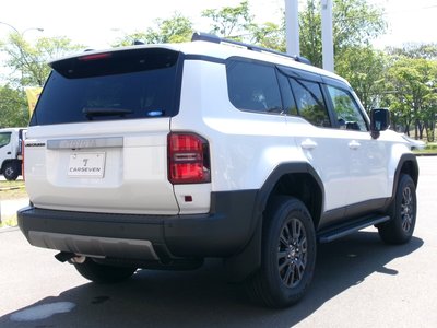 TOYOTA LAND CRUISER 250 - 9