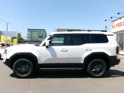 TOYOTA LAND CRUISER 250 - 6