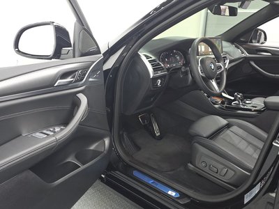 2025 BMW X4 photo 10