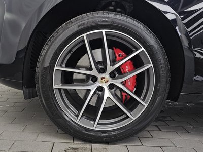 PORSCHE MACAN - 6