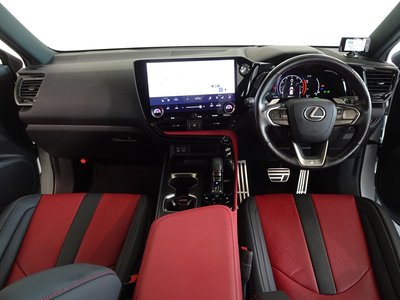 صورة 2 لـ 2022 Lexus NX