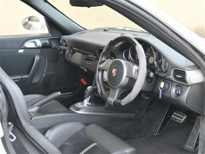 صورة مصغرة 44 لـ 2009 Porsche 911