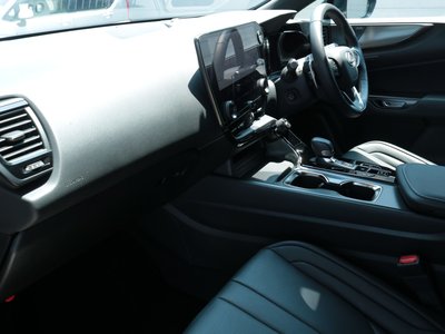 صورة مصغرة 27 لـ 2023 Lexus NX