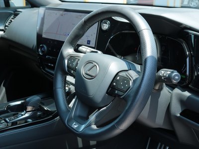 صورة مصغرة 38 لـ 2023 Lexus NX