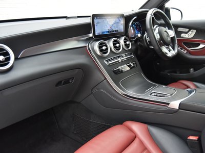 MERCEDES-BENZ GLC AMG - 8