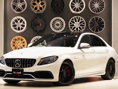 MERCEDES-BENZ C-CLASS AMG