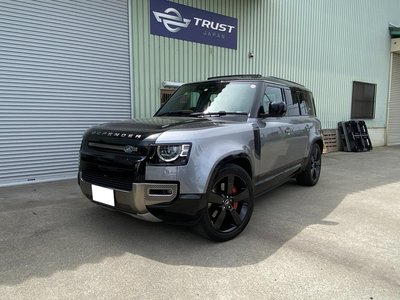 LAND ROVER DEFENDER - 2