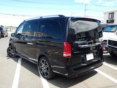 صورة 2 لـ 2022 Mercedes-BENZ V-CLASS