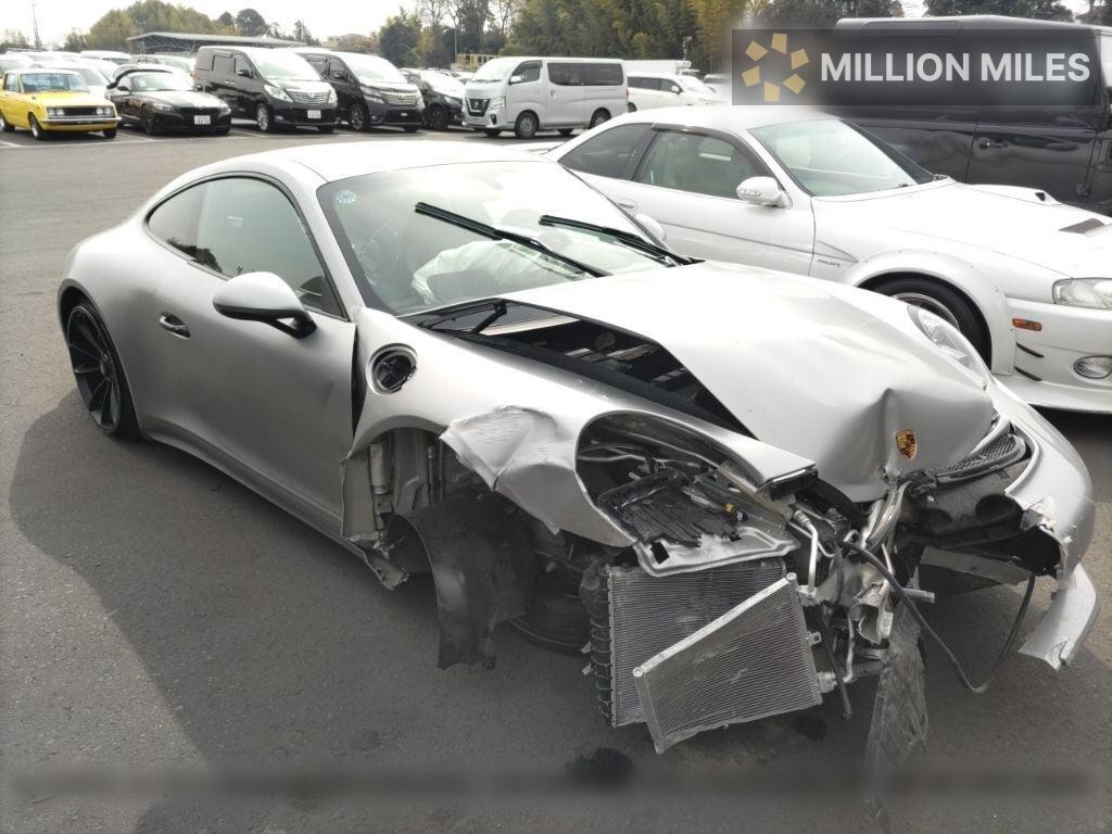 PORSCHE 911 - View 1