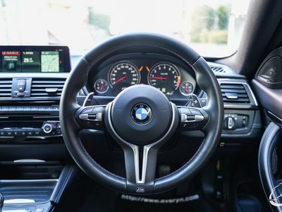 صورة مصغرة 38 لـ 2017 BMW M4 COUPE