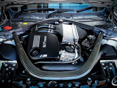 صورة مصغرة 14 لـ 2017 BMW M4 COUPE