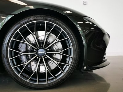 صورة 4 لـ 2024 Aston Martin VANTAGE
