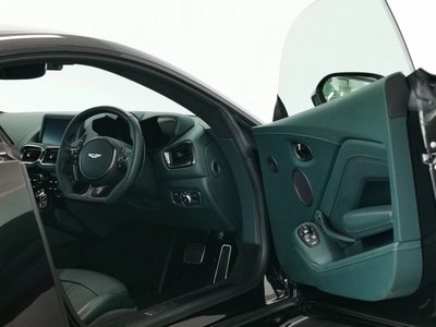 صورة 6 لـ 2024 Aston Martin VANTAGE