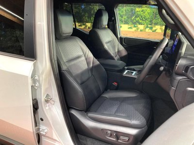 TOYOTA LAND CRUISER 250 - 8