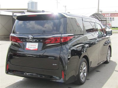 TOYOTA ALPHARD - 5