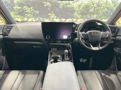 2023 Lexus NX 照片 2