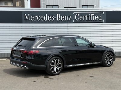 MERCEDES-BENZ E-CLASS - 4