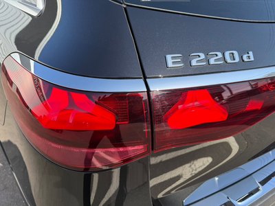 MERCEDES-BENZ E-CLASS - 7