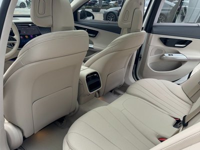 MERCEDES-BENZ E-CLASS - 5