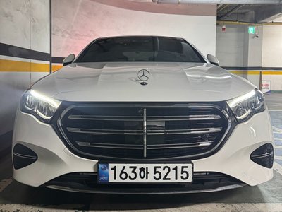 MERCEDES-BENZ E-CLASS - 1