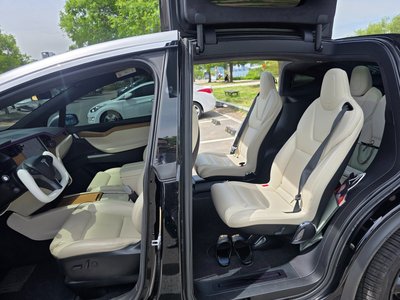صورة 10 لـ 2020 Tesla MODEL X