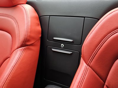 صورة مصغرة 11 لـ 2012 AUDI R8