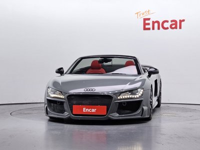 صورة 2 لـ 2012 AUDI R8