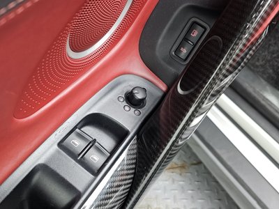 صورة مصغرة 16 لـ 2012 AUDI R8