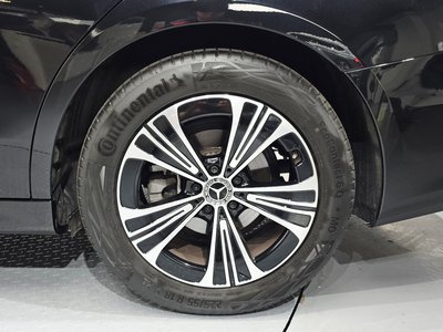 MERCEDES-BENZ E-CLASS - 8
