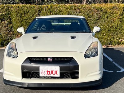 NISSAN GT-R - 2