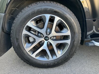 LAND ROVER DEFENDER - 5