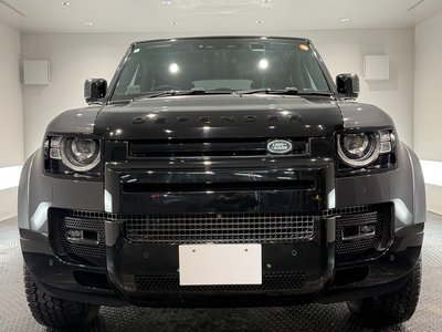 LAND ROVER DEFENDER - 4