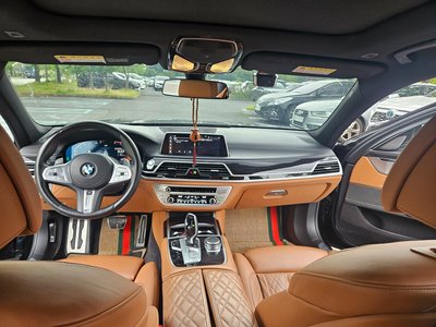BMW 7 SERIES - 9