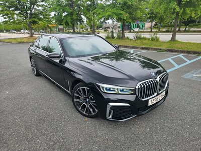 BMW 7 SERIES - 1