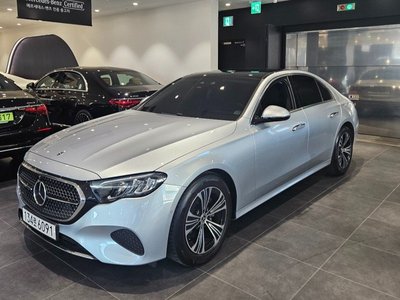 MERCEDES-BENZ E-CLASS - 2