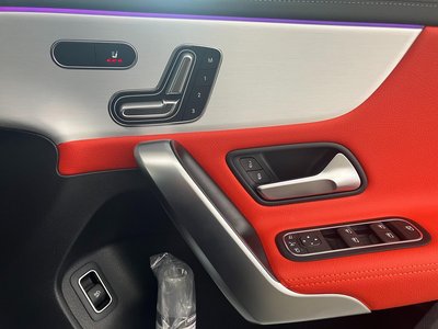 MERCEDES-BENZ A-CLASS - 9